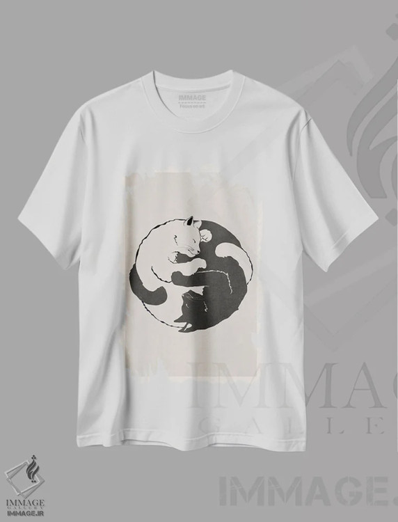 تیشرت سفید طرح دار گربه های در آغوش ۱، تزئینی اثر امـل تونابویلو | فروشگاه ایماژ