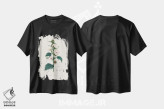 تیشرت مشکی طرح دار مارشمالوی معمولی، گیاه شناسی پزشکی، تزئینی اثر جان استیونسون | immage.ir