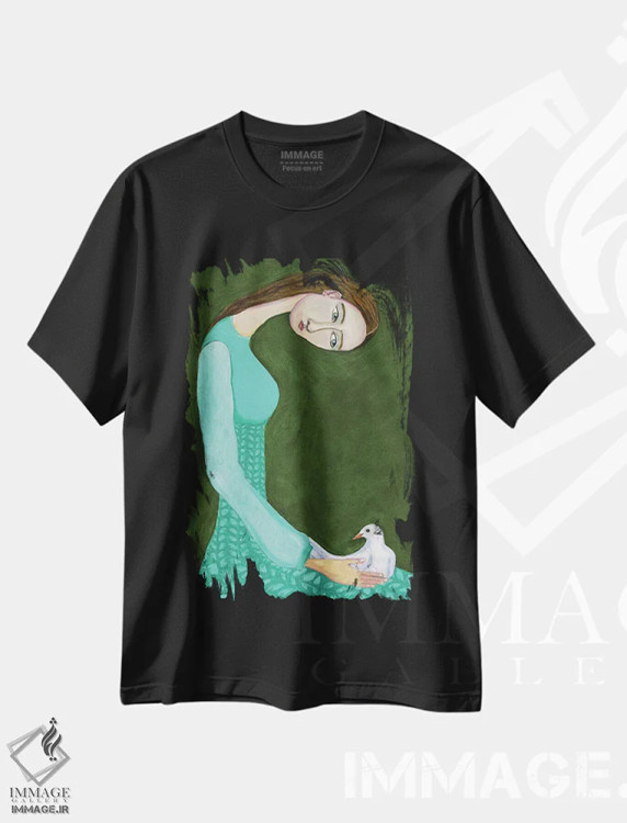 تیشرت مشکی طرح دار – تیشرت معنوی ,خانمی نشسته همراه با کبوتر سفید اثر شارین بورسیک فروشگاه ایماژ