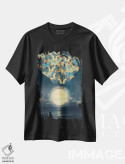 تیشرت مشکی طرح دار – تیشرت ماه ,ماه طلوع کننده اثر پائولا بل فلورس فروشگاه ایماژ