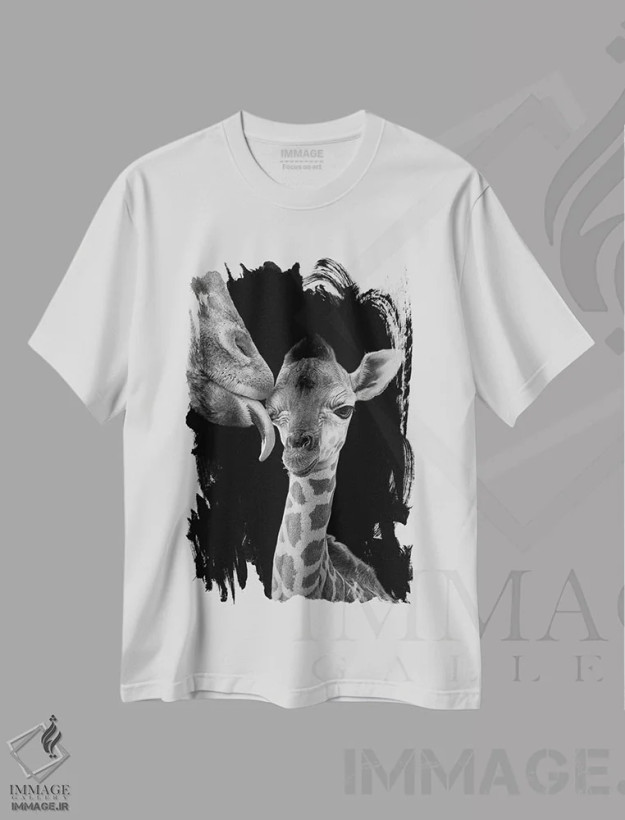 تیشرت سفید طرح دار – تیشرت حیوانات ,زمان تمیزکاری نوزاد تازه متولد شده اثر پاتریک ون بکم فروشگاه ایماژ