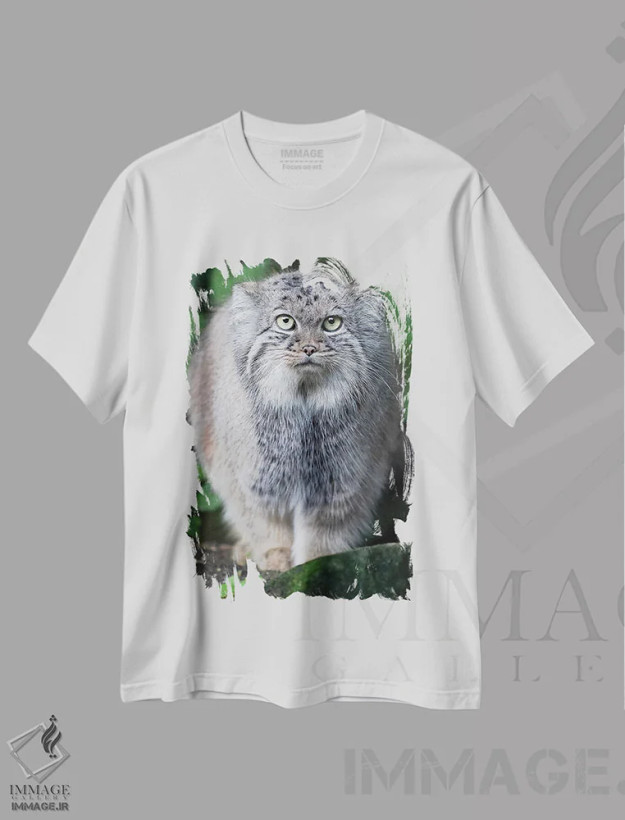 تیشرت سفید طرح دار – تیشرت گربه ,مسابقه خیره شدن با گربه پالاس اثر پاتریک ون بکم فروشگاه ایماژ