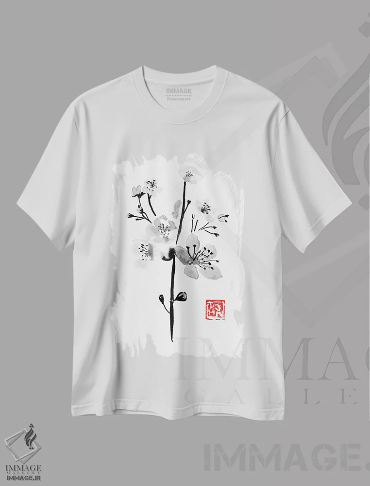 تیشرت سفید طرح دار ساکورا، دکور آسیایی اثر پِشان | immage.ir