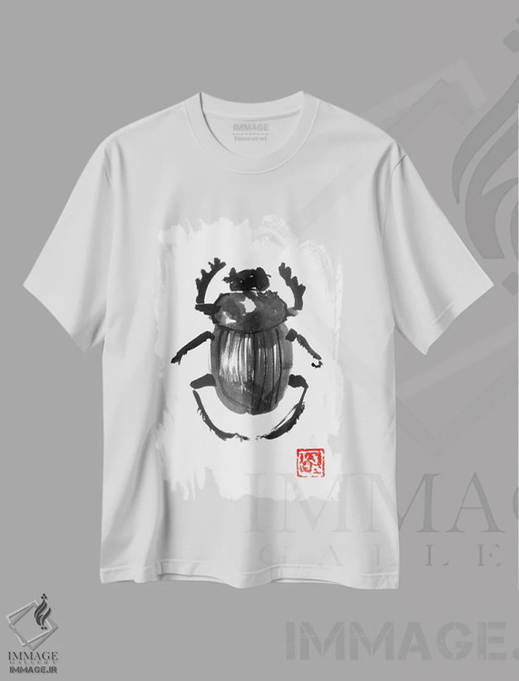 تیشرت سفید طرح دار سوسک، هنر تزئینی سیاه و سفید اثر پِشان | immage.ir