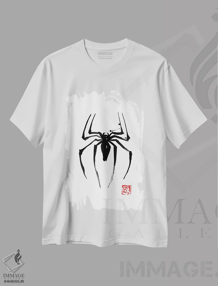 تیشرت سفید طرح دار عنکبوت، تزئینی اثر پِشان | immage.ir