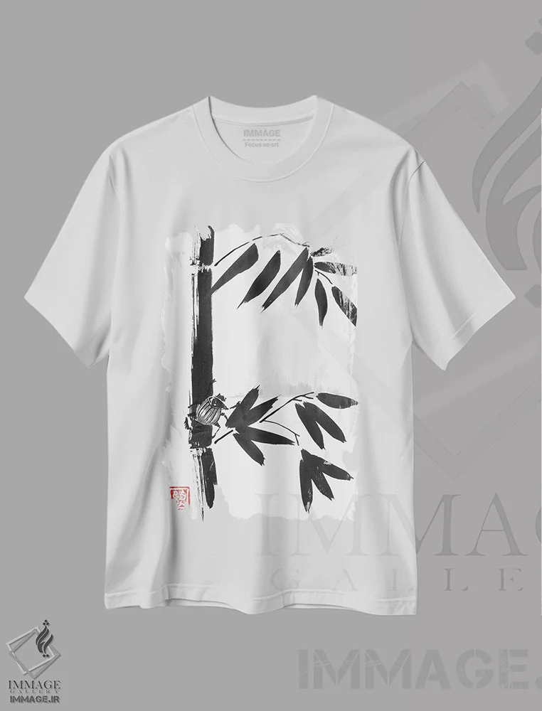 تیشرت سفید طرح دار سوسک و کوه، دکور آسیایی اثر پِشان | فروشگاه ایماژ