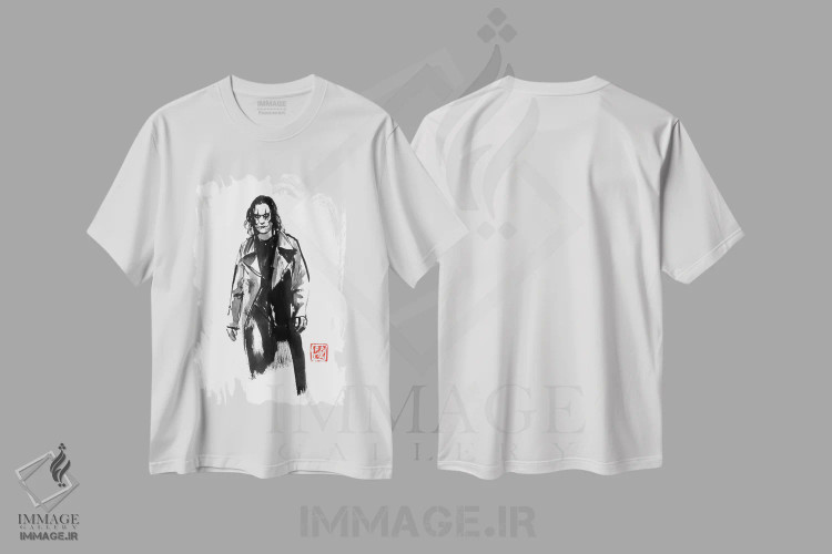 تیشرت سفید طرح دار کلاغ در حال راه رفتن، نقاشی و تصویرگری سیاه و سفید اثر پِشان | immage.ir