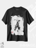 تیشرت مشکی طرح دار سامورایی در حال بریدن، دکور آسیایی اثر پِشان | فروشگاه ایماژ