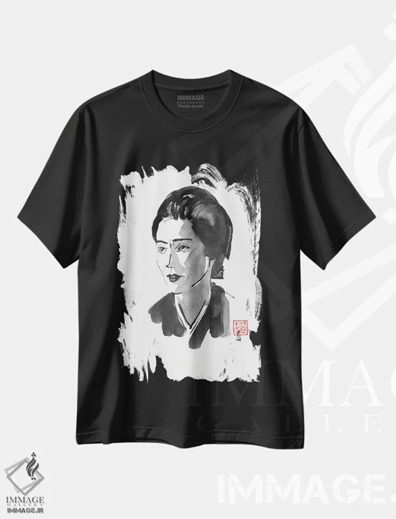 تیشرت مشکی طرح دار عاشق، دکور آسیایی اثر پِشان | immage.ir