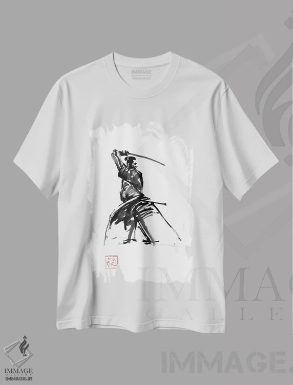 تیشرت سفید طرح دار سامورایی در نگهبانی، دکور آسیایی اثر پِشان | immage.ir