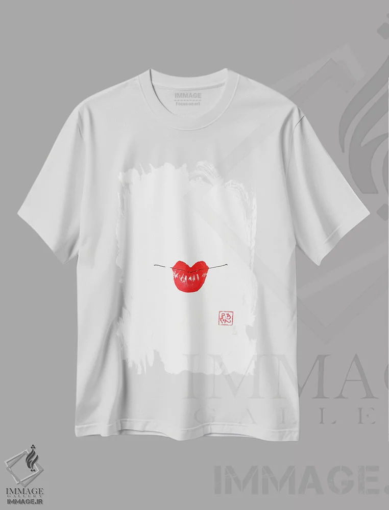 تیشرت سفید طرح دار لب های گیشا، دکور آسیایی اثر پِشان | فروشگاه ایماژ