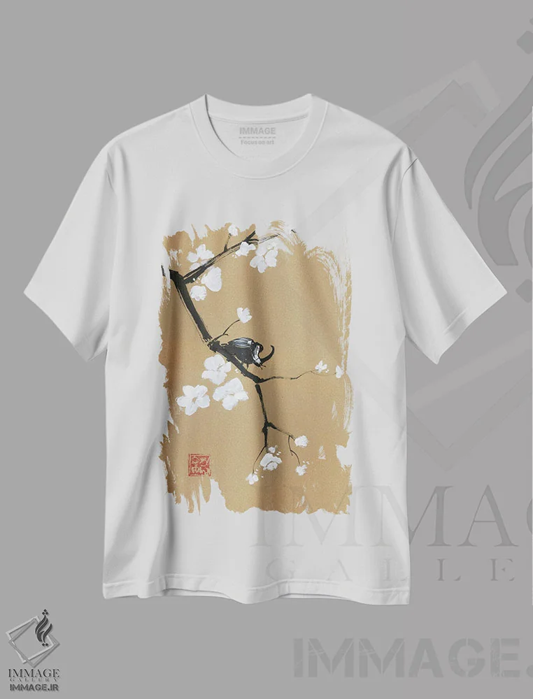 تیشرت سفید طرح دار سوسک روی شاخه، دکور آسیایی اثر پِشان | فروشگاه ایماژ