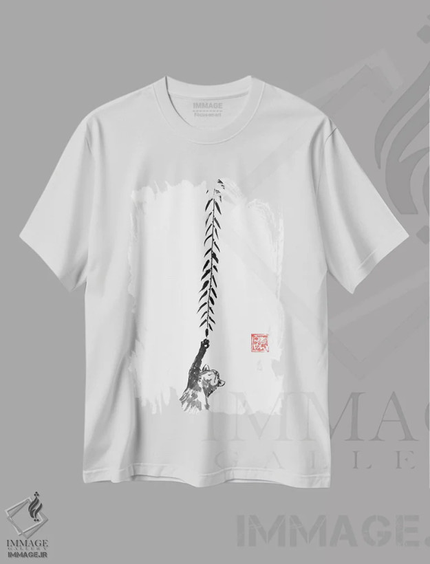 تیشرت سفید طرح دار گربه زیر درخت بید، دکور آسیایی اثر پِشان | فروشگاه ایماژ