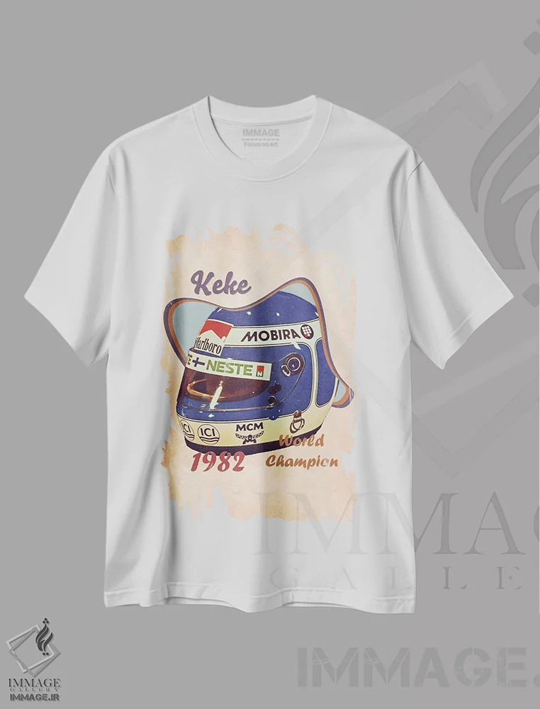 تیشرت سفید طرح دار کلاه ایمنی رتو ککه روسبرگ، تزئینی اثر پاپ کالت پوسترز | immage.ir