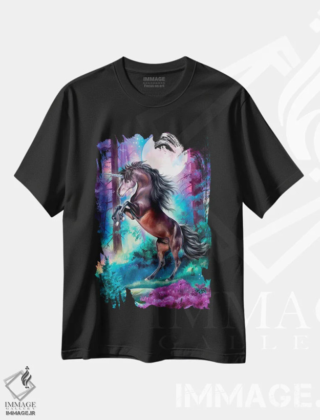 تیشرت مشکی طرح دار یونیکورن سیاه، هنر دیجیتال اثر پی.دی. مورنو | فروشگاه ایماژ
