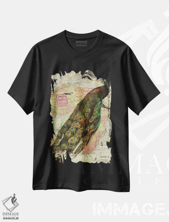 تیشرت مشکی طرح دار کولاژ طاووس روی نقشه آفریقا، تزئینی اثر پیدیکس | immage.ir