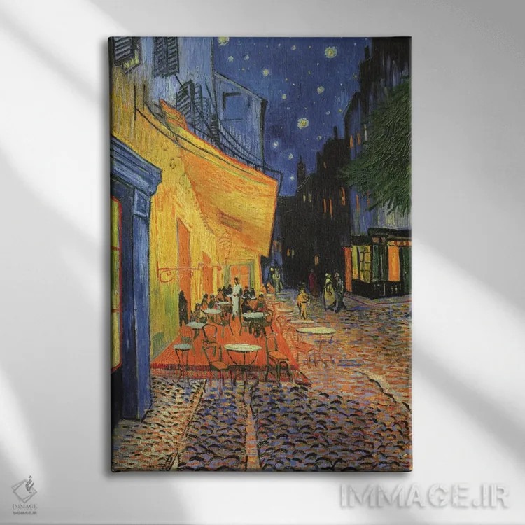 تابلو تراس کافه در میدان دو فوروم (کافه تراس در شب)، ۱۸۸۸ اثر ونسان ون گوگ (نقاش مشهور هلندی پستامپرسیونیسم) - نمای روبهرو روی دیوار
