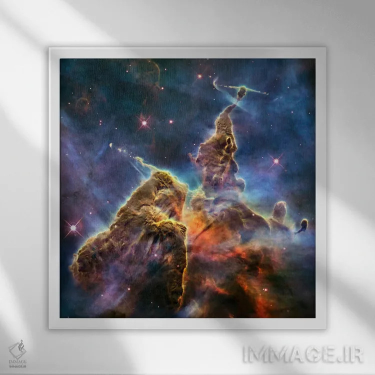 تابلو کوه مرموز در سحابی کارینا ۲ (هابل) اثر ناسا (آژانس فضایی آمریکا) - نمای قابدار سفید