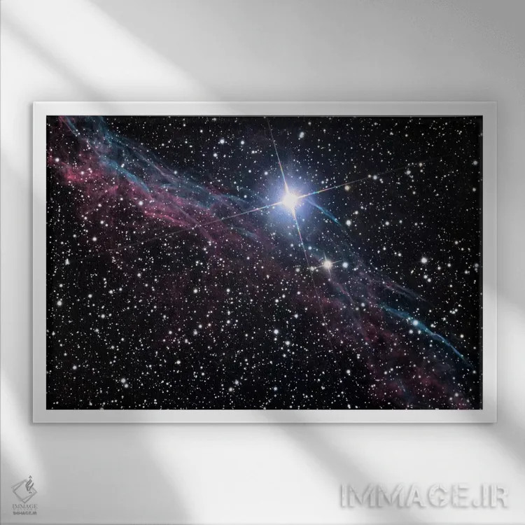 تابلو سحابی نقاب (ناسا) اثر ناسا (آژانس فضایی آمریکا) - نمای قابدار سفید