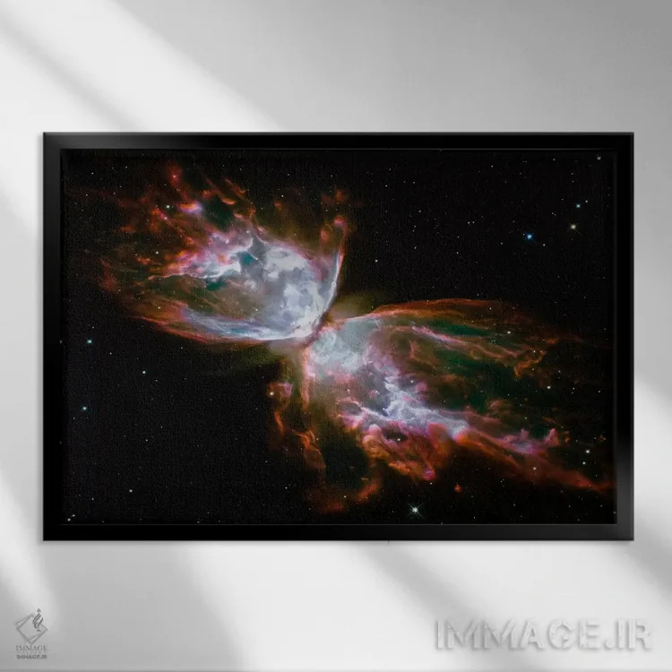 تابلو سحابی پروانه (هابل) اثر ناسا (آژانس فضایی آمریکا) - نمای قابدار مشکی