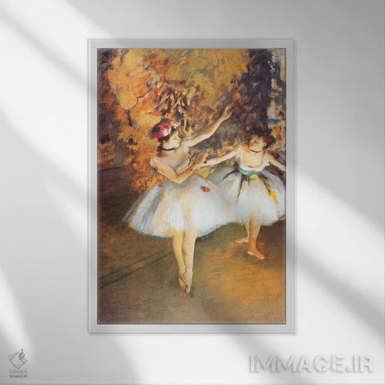 تابلو دو رقاص روی صحنه (به میله تمرین) اثر ادگار دگا (نقاش و مجسمهساز فرانسوی) - نمای قابدار سفید