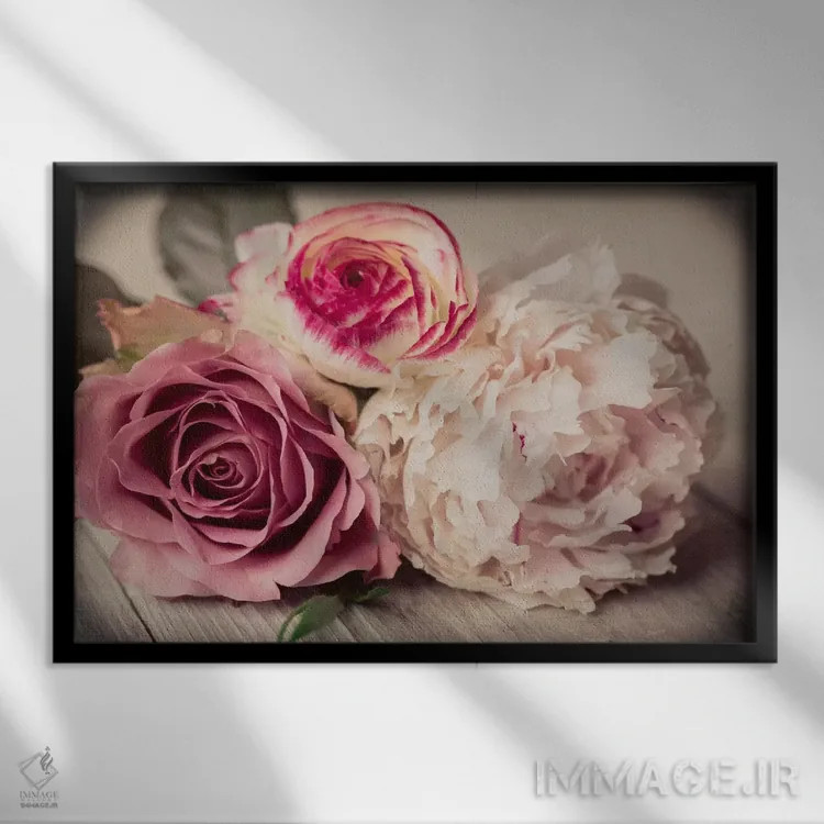 تابلو دستهگل ۲ اثر سیمپوزیوم دیزاین (استودیوی طراحی) - نمای قابدار مشکی