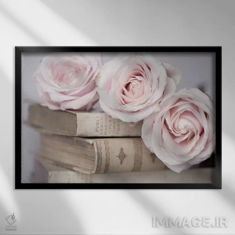 تابلو رزهای قدیمی اثر سیمپوزیوم دیزاین (استودیوی طراحی) - نمای قابدار مشکی