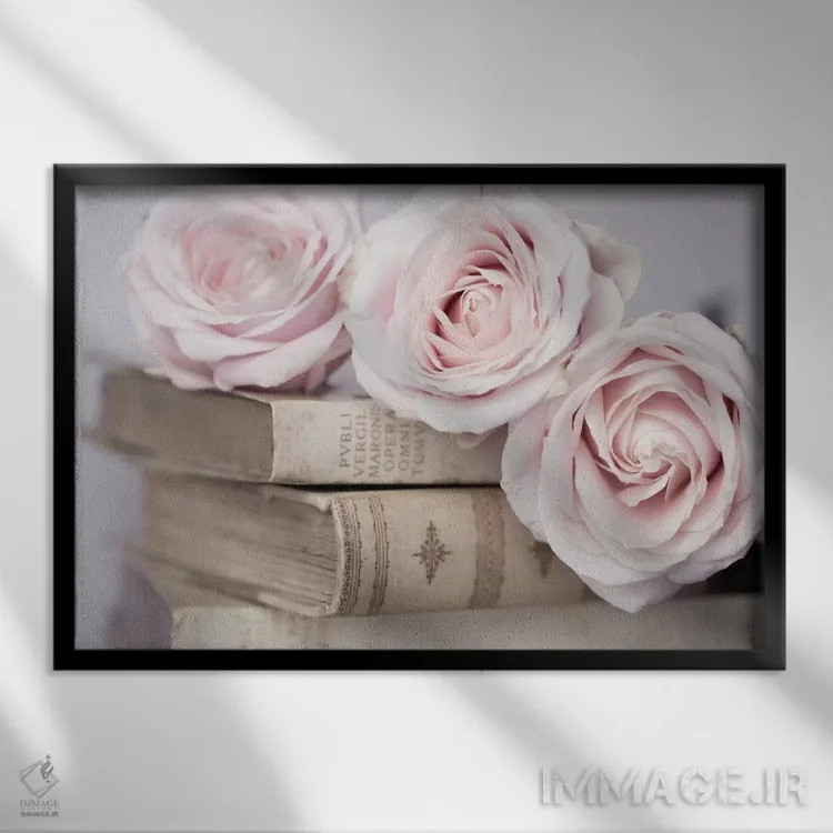 تابلو رزهای قدیمی اثر سیمپوزیوم دیزاین (استودیوی طراحی) - نمای قابدار مشکی