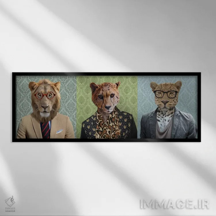 تابلو سهگانهٔ گربههای وحشی لباسپوشیده اثر فایو بای فایو کالکتیو - نمای قابدار مشکی