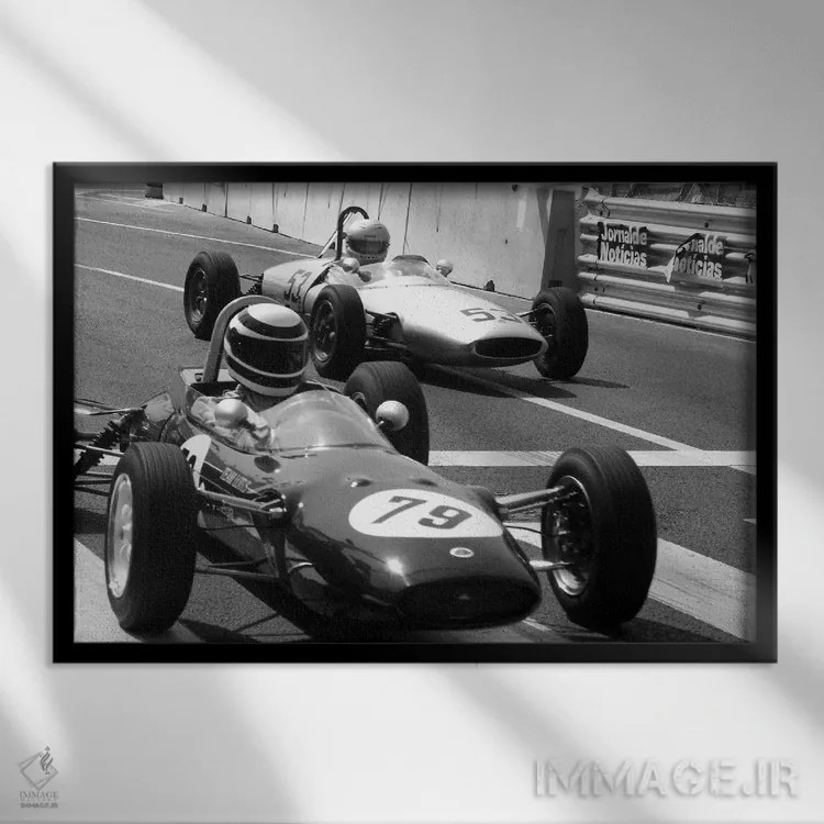 تابلو مسابقهٔ فرمول یک کلاسیک اثر هنرمند ناشناس - نمای قابدار مشکی