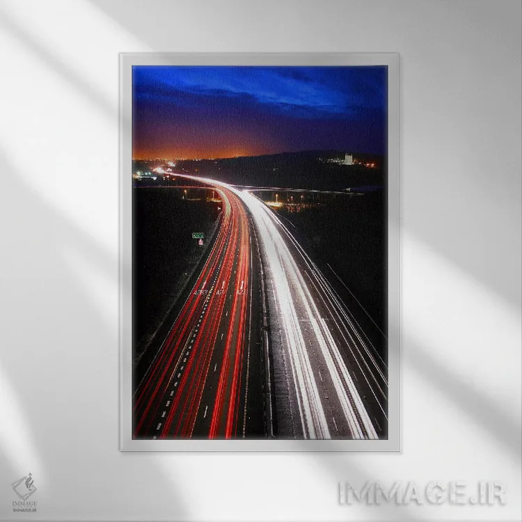تابلو چراغهای جاده اثر هنرمند ناشناس - نمای قابدار سفید