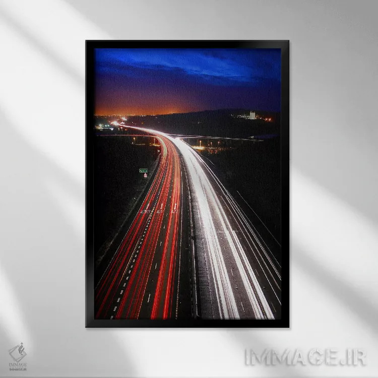 تابلو چراغهای جاده اثر هنرمند ناشناس - نمای قابدار مشکی