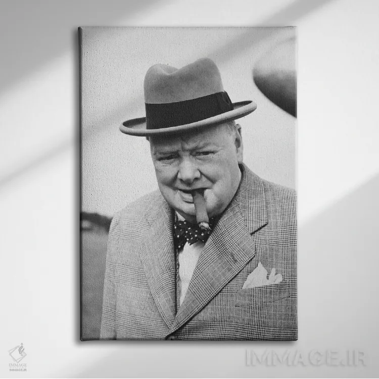 تابلو پرترهٔ وینستون چرچیل اثر هنرمند ناشناس - نمای روبهرو روی دیوار