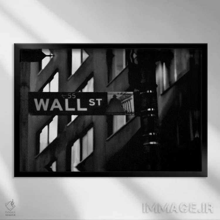 تابلو تابلوی خیابان وال اثر هنرمند ناشناس - نمای قابدار مشکی