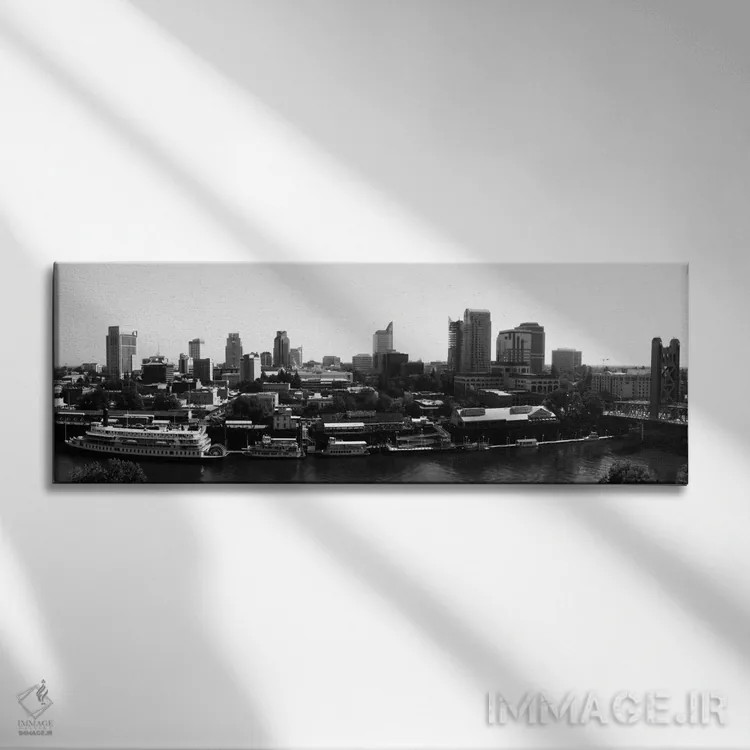 تابلو منظرهٔ گستردهٔ آسماننمای ساکرامنتو (سیاه و سفید) اثر هنرمند ناشناس - نمای روبهرو روی دیوار