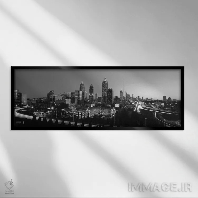 تابلو منظرهٔ گستردهٔ آسماننمای آتلانتا (سیاه و سفید) اثر هنرمند ناشناس - نمای قابدار مشکی