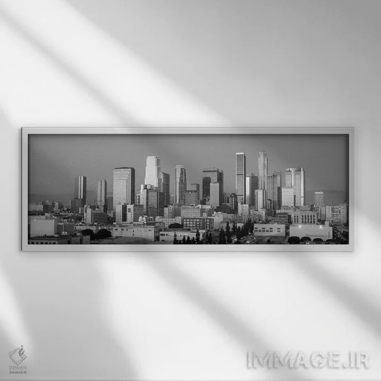 تابلو منظرهٔ گستردهٔ آسماننمای لسآنجلس (سیاه و سفید) اثر هنرمند ناشناس - نمای قابدار سفید