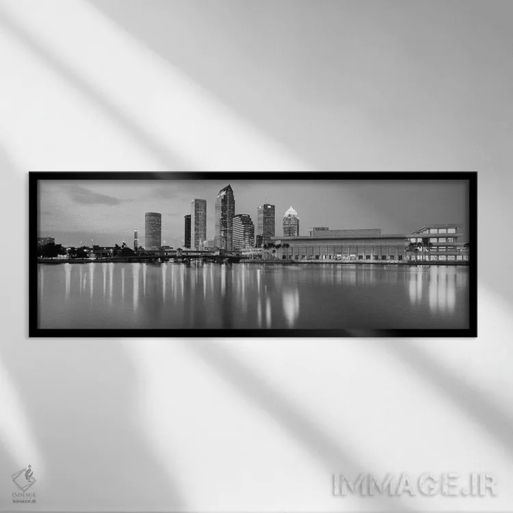 تابلو منظرهٔ گستردهٔ آسماننمای تمپا (سیاه و سفید) اثر هنرمند ناشناس - نمای قابدار مشکی