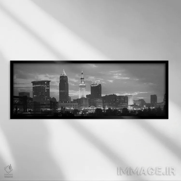 تابلو منظرهٔ گستردهٔ آسماننمای کلیولند (سیاه و سفید) اثر هنرمند ناشناس - نمای قابدار مشکی