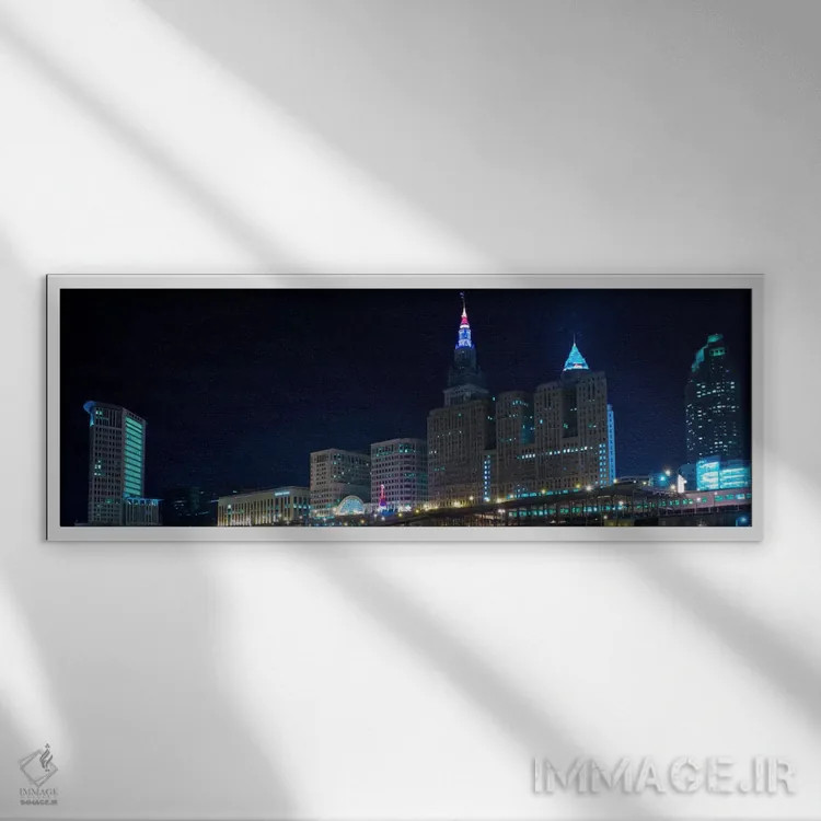 تابلو منظرهٔ گستردهٔ آسماننمای کلیولند (شب) اثر هنرمند ناشناس - نمای قابدار سفید