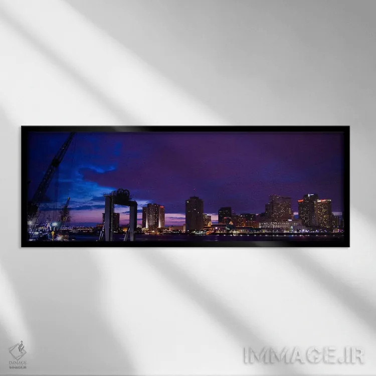 تابلو منظرهٔ گستردهٔ آسماننمای نولا (شب) (اشاره به نیواورلئان) اثر هنرمند ناشناس - نمای قابدار مشکی