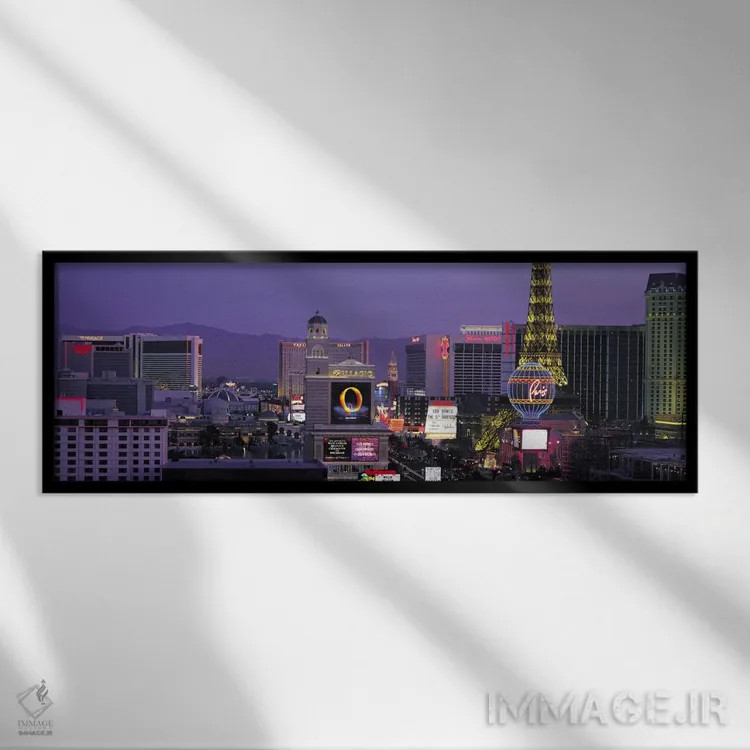 تابلو منظرهٔ گستردهٔ آسماننمای لاسوگاس (شب) اثر هنرمند ناشناس - نمای قابدار مشکی