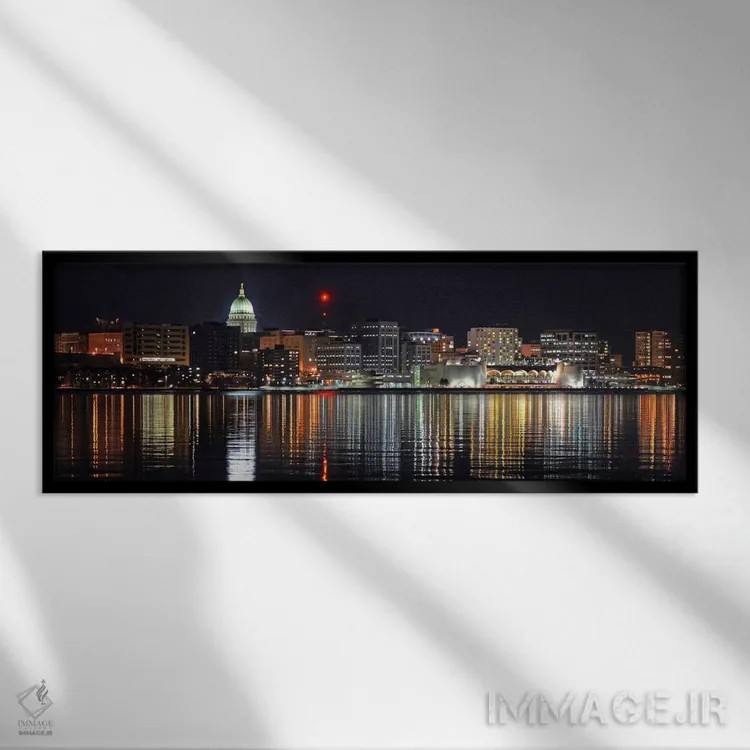 تابلو منظرهٔ گستردهٔ آسماننمای مدیسون (شب) اثر هنرمند ناشناس - نمای قابدار مشکی