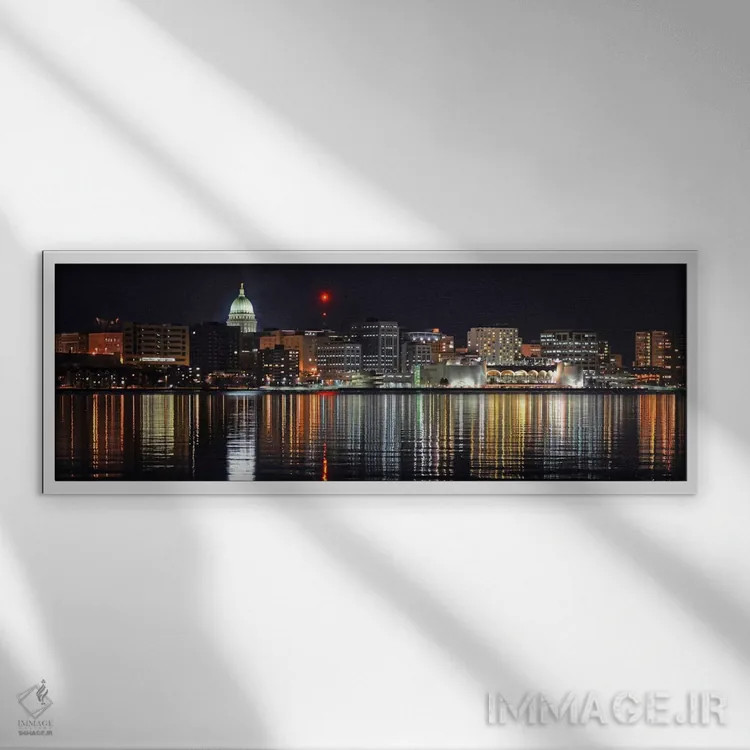 تابلو منظرهٔ گستردهٔ آسماننمای مدیسون (شب) اثر هنرمند ناشناس - نمای قابدار سفید