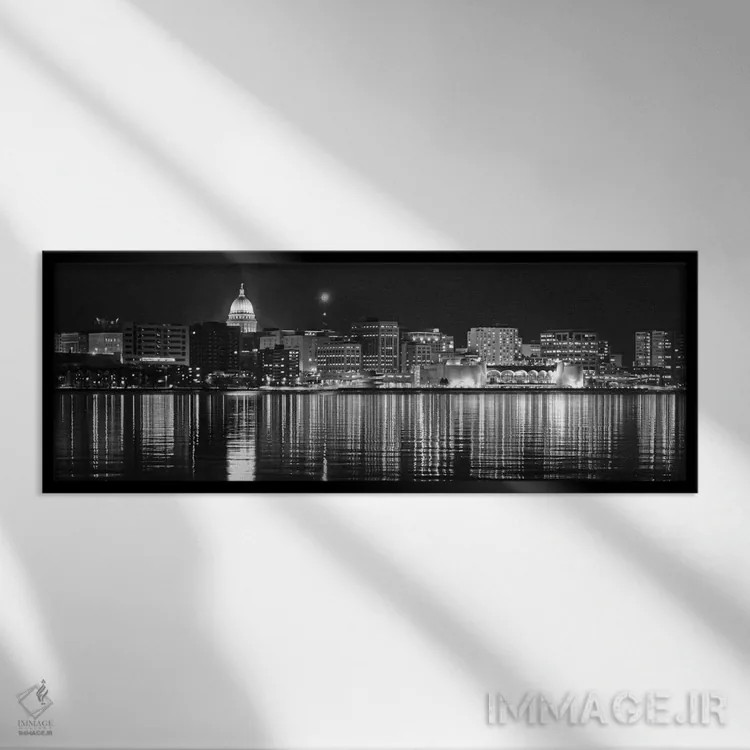 تابلو منظرهٔ گستردهٔ آسماننمای مدیسون (سیاه و سفید) اثر هنرمند ناشناس - نمای قابدار مشکی