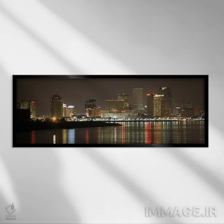 تابلو منظرهٔ گستردهٔ آسماننمای نولا (شب) (اشاره به نیواورلئان) اثر هنرمند ناشناس - نمای قابدار مشکی