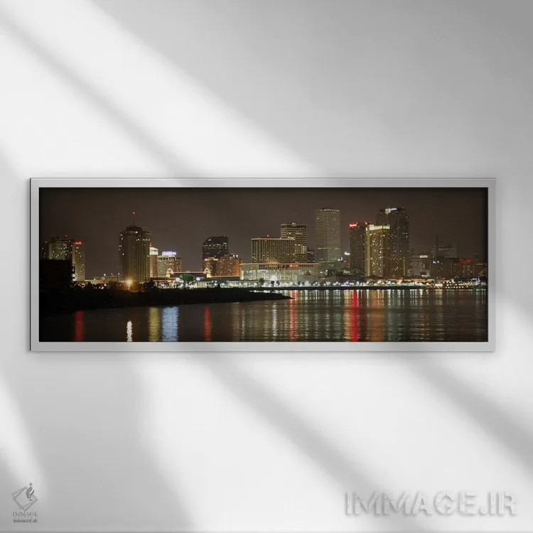 تابلو منظرهٔ گستردهٔ آسماننمای نولا (شب) (اشاره به نیواورلئان) اثر هنرمند ناشناس - نمای قابدار سفید