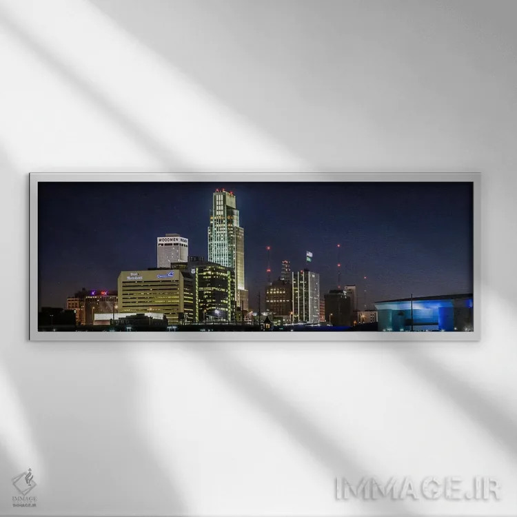 تابلو منظرهٔ گستردهٔ آسماننمای اوماها (شب) اثر هنرمند ناشناس - نمای قابدار سفید