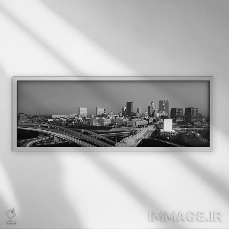 تابلو منظرهٔ گستردهٔ آسماننمای آتلانتا (سیاه و سفید) اثر هنرمند ناشناس - نمای قابدار سفید