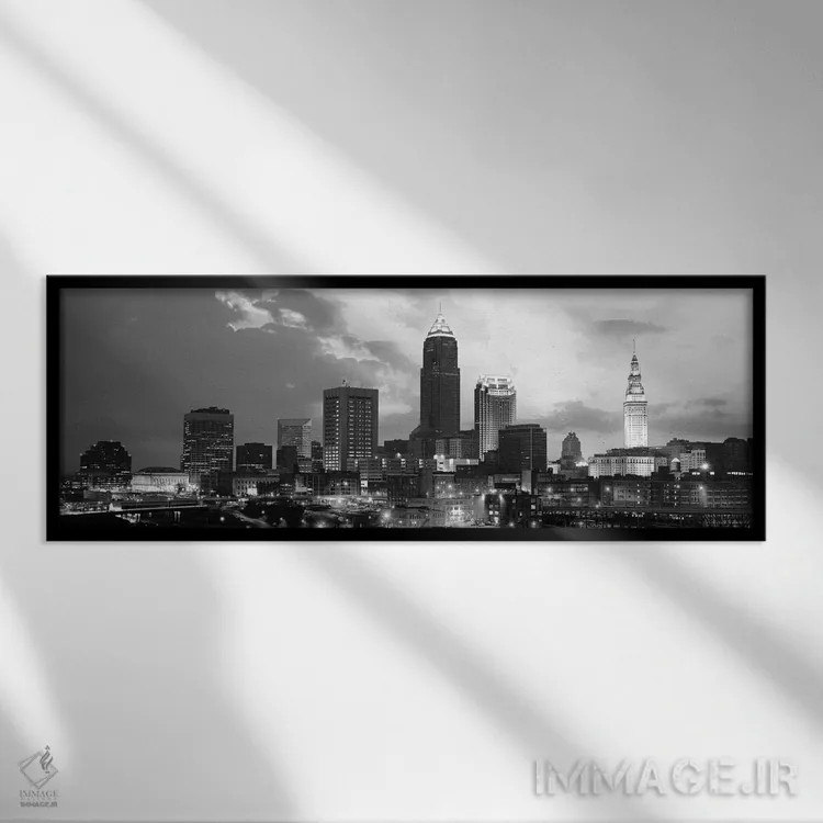 تابلو منظرهٔ گستردهٔ آسماننمای کلیولند (سیاه و سفید) اثر هنرمند ناشناس - نمای قابدار مشکی